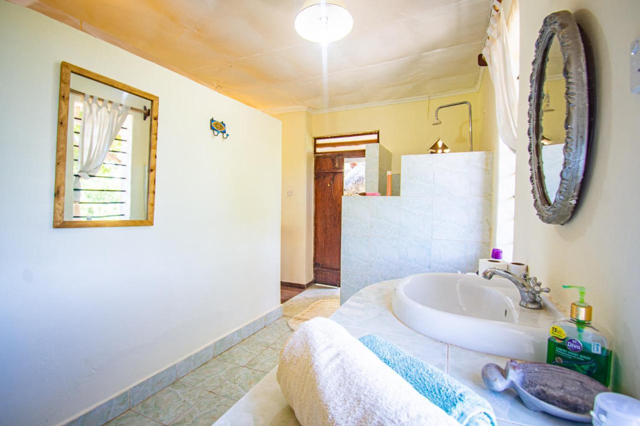 Mami Wata House Bed and Breakfast Kwale Eksteriør billede